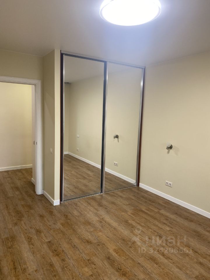 Аренда 3-комн квартиры на вторичном рынке Одинцово, улица Триумфальная, 12