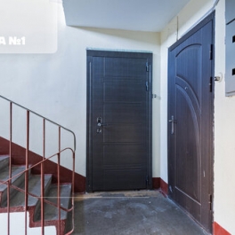 Продажа 2-комн квартиры на вторичном рынке Товарищеский пр-кт,  д. 8