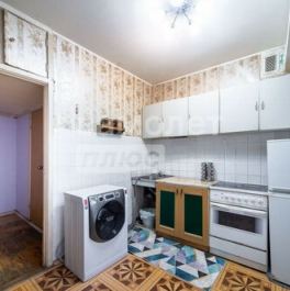 Продажа 3-комн квартиры на вторичном рынке улица Академика Анохина,  д. 2 к1