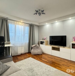 Аренда 2-комн квартиры на вторичном рынке улица Римского-Корсакова,  д. 1