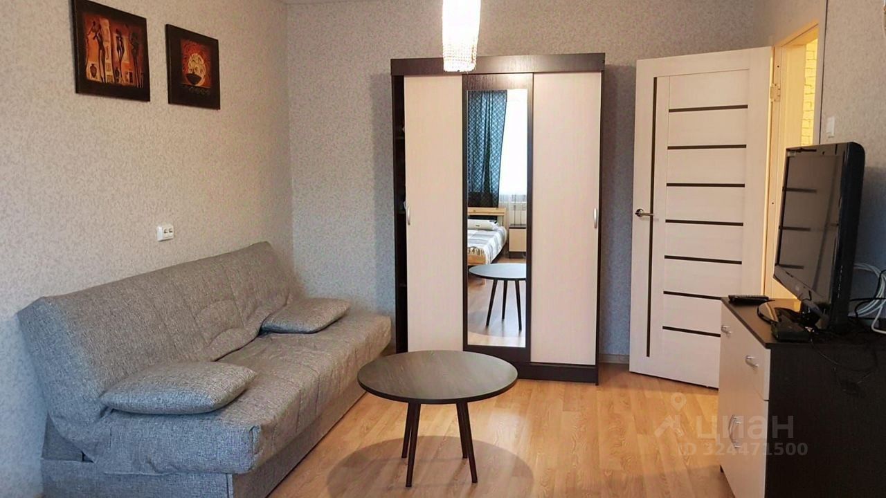 Продажа 2-комн квартиры на вторичном рынке Сосновый Бор, улица Машиностроителей, 4