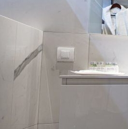 Продажа 2-комн квартиры на вторичном рынке 1-й Красногвардейский проезд, 22с2