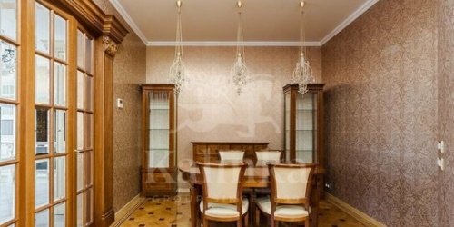 5-комн квартира Левшинский Б. пер,  д. 11