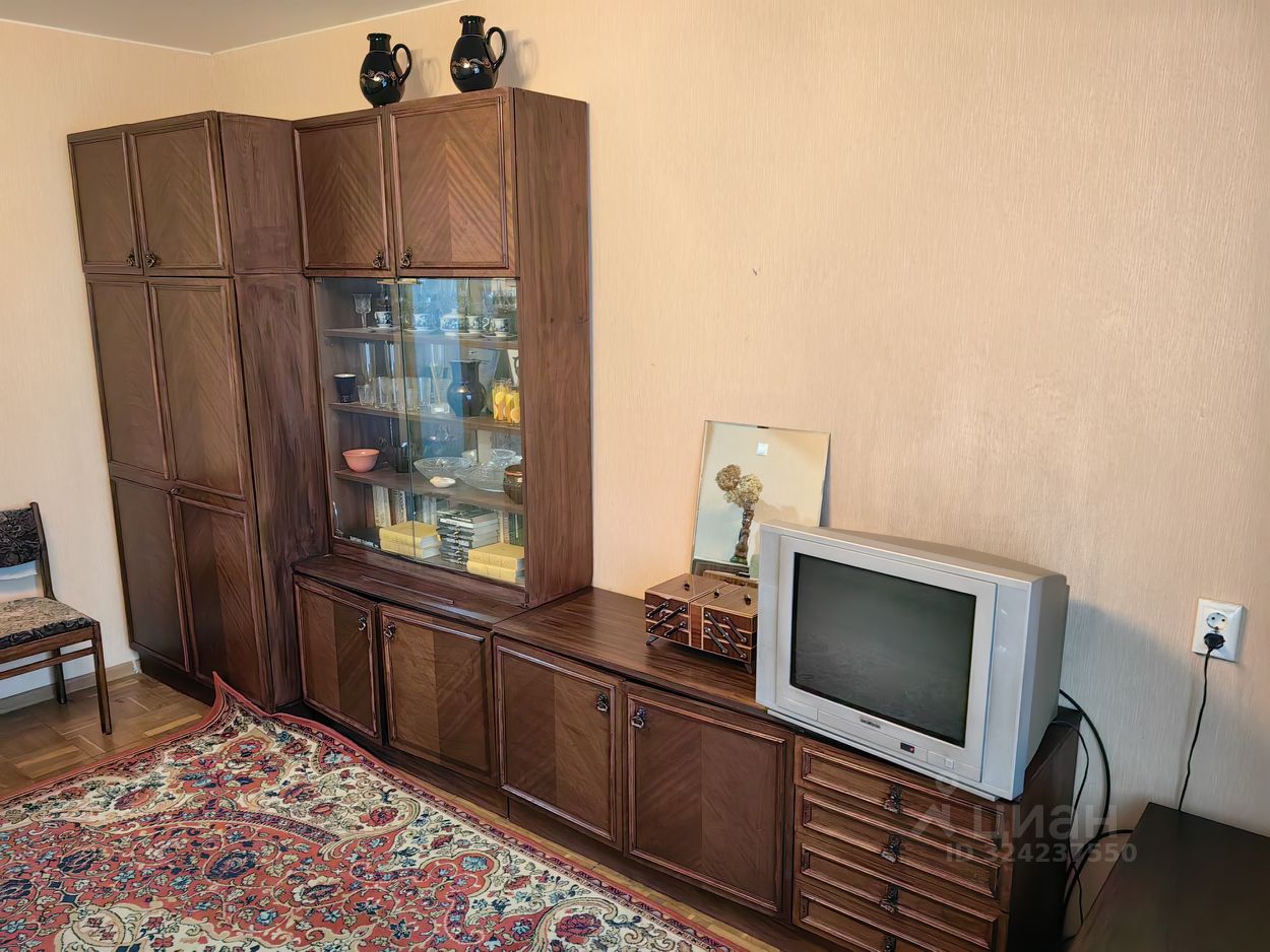 Аренда 2-комн квартиры на вторичном рынке Ивантеевка, Центральный проезд,  д. 1