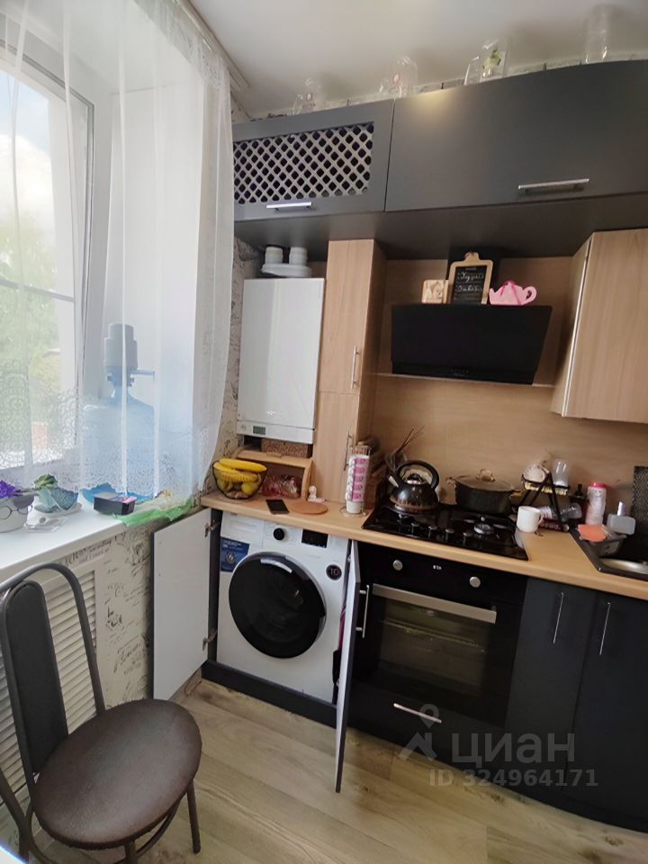 Продажа 2-комн квартиры на вторичном рынке Коломна, улица Савельича, 3