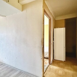 Продажа 2-комн квартиры на вторичном рынке ул Апрельская,  д. 5