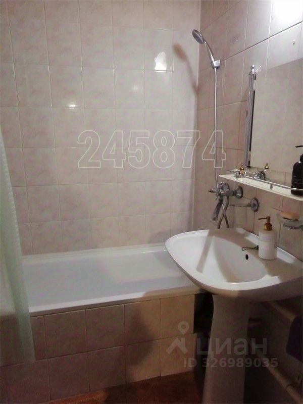 Аренда 2-комн квартиры на вторичном рынке Зеленоградская улица,  д. 17