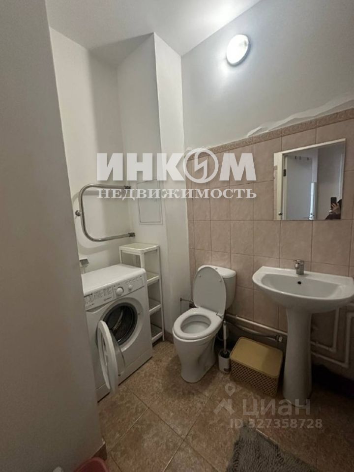 Продажа 1-комн квартиры на вторичном рынке улица Омская, 1