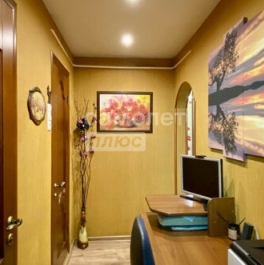 Продажа 2-комн квартиры на вторичном рынке Домодедово г, Белые Столбы мкр, Авенариуса ул,  д. 6