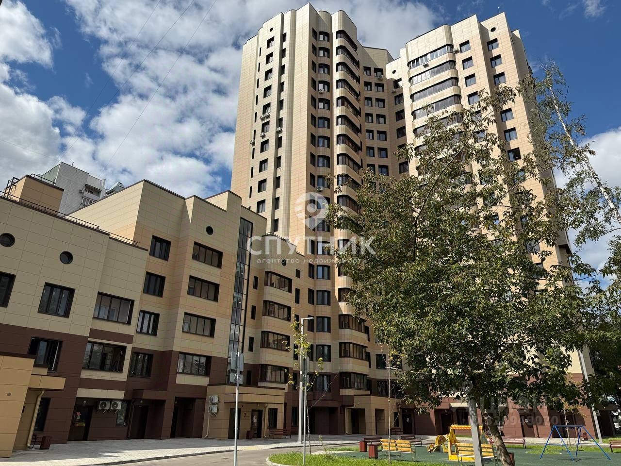 Продажа 3-комн квартиры на вторичном рынке улица Малыгина, 12А