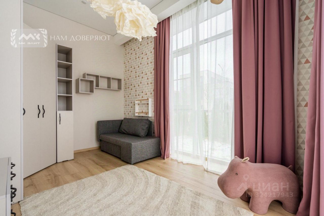 Продажа 3-комн квартиры на вторичном рынке улица Новая, 51к55