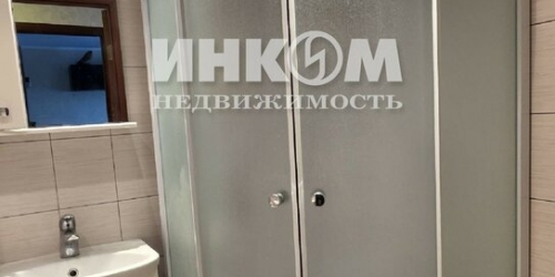 2-комн квартира улица Красных Зорь,  д. 59