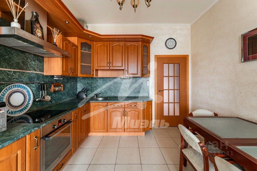 Продажа 1-комн квартиры на вторичном рынке улица Маршала Соколовского, 1