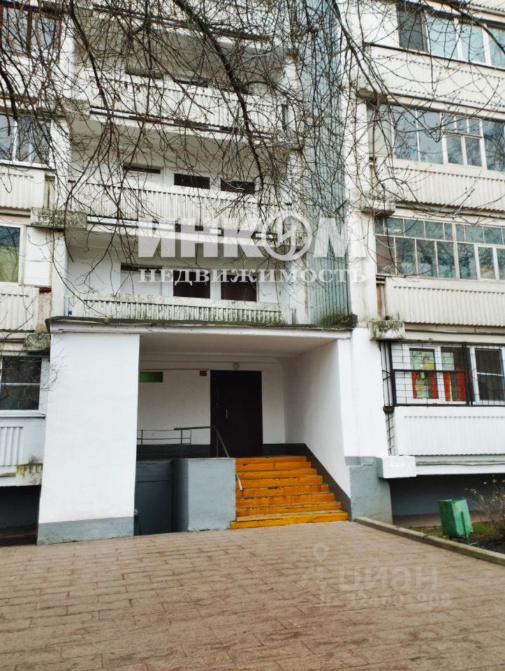 Продажа 2-комн квартиры на вторичном рынке улица Богданова, 54