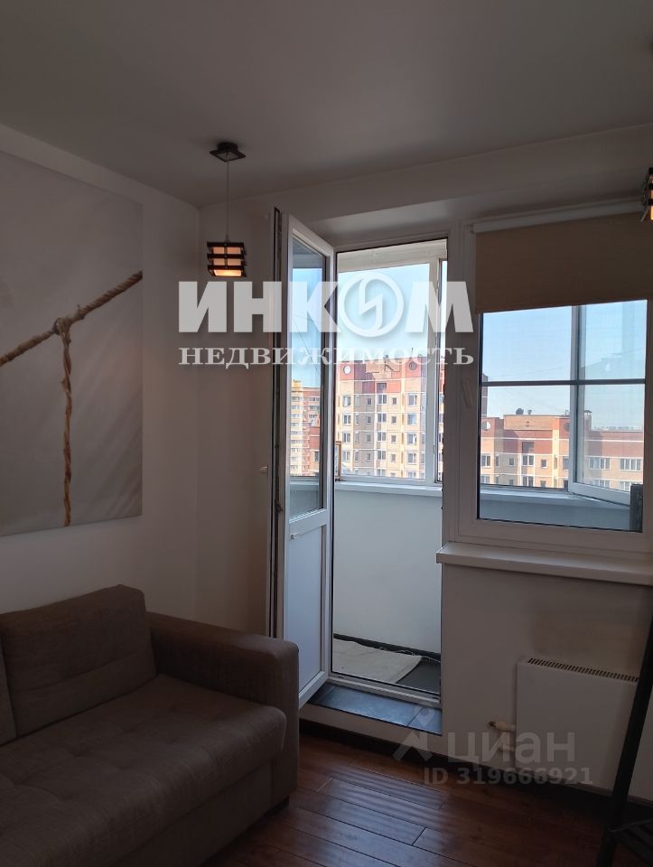 Продажа 1-комн квартиры на вторичном рынке Планерная мкр, 21