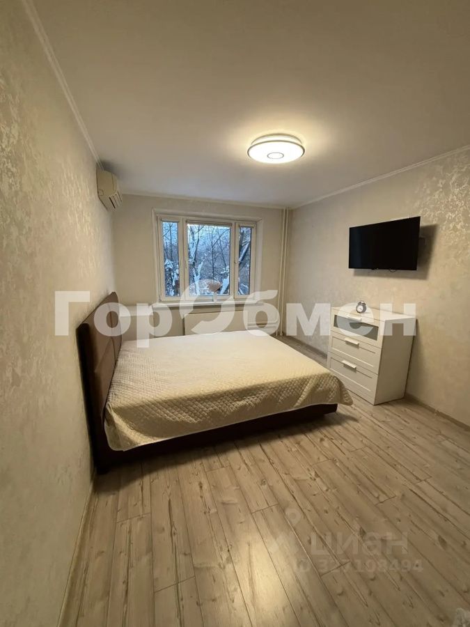 Продажа 2-комн квартиры на вторичном рынке Ферганская улица, 28/7