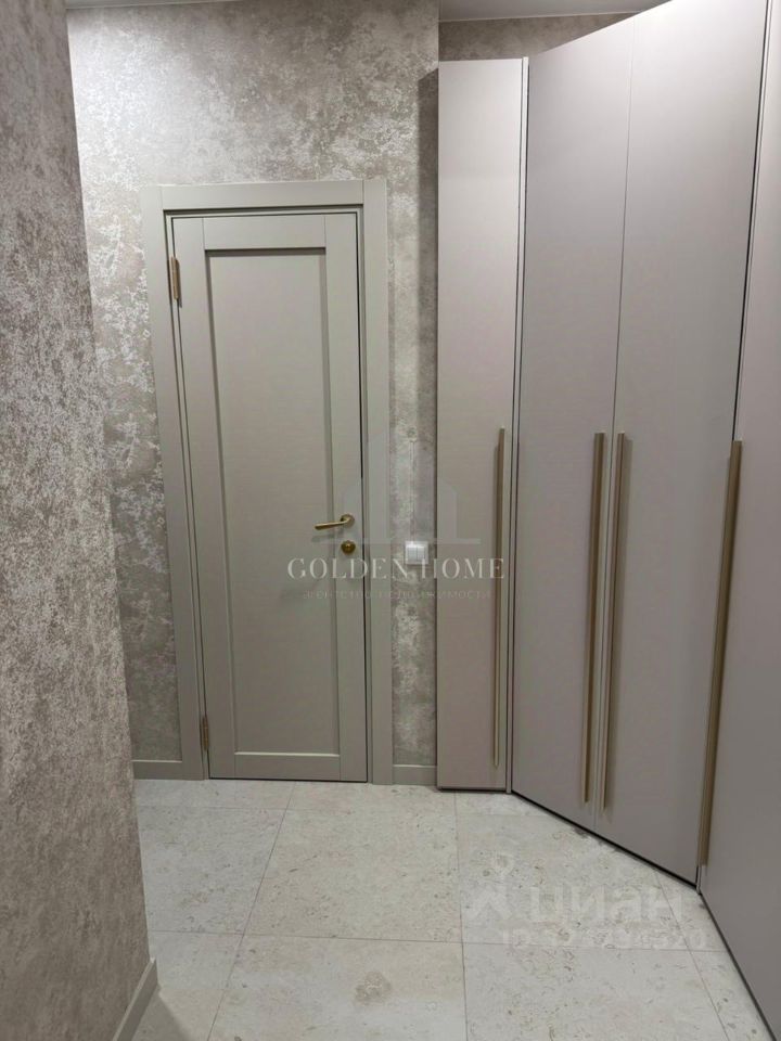 Аренда 1-комн квартиры на вторичном рынке Коломяжский проспект, 11