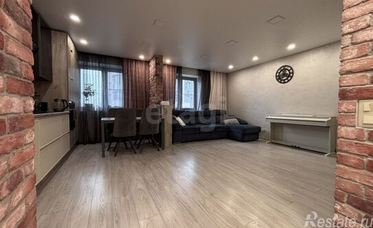 Продажа 2-комн квартиры на вторичном рынке Уткин пр-кт,  д. 13,  к. 5