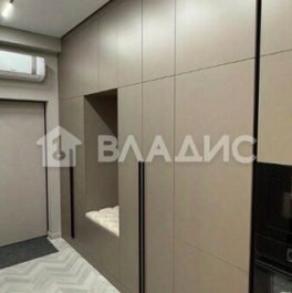 Продажа 5-комн квартиры на вторичном рынке ул Старокачаловская,  д. 4
