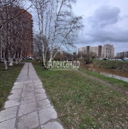 Продажа 1-комн квартиры на вторичном рынке Российский просп.,  д. 3,  к. 1