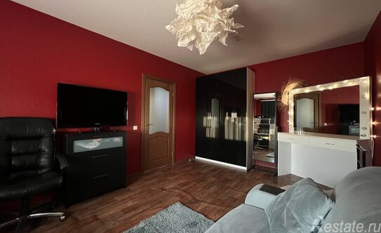 Продажа 1-комн квартиры на вторичном рынке Маршака пр-кт,  д. 28,  к. 1 стр 1