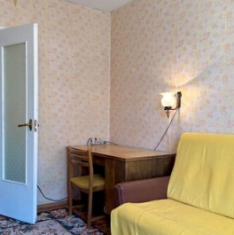 Продажа 2-комн квартиры на вторичном рынке Кораблестроителей ул,  д. 19,  к. 6