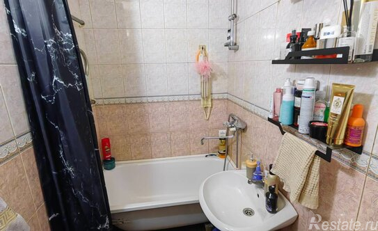 Продажа 2-комн квартиры на вторичном рынке Выборг г, Приморское ш,  д. 18