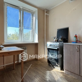 Продажа 2-комн квартиры на вторичном рынке Центральная улица,  д. 17А