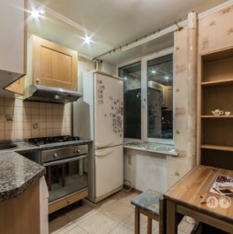 Аренда 3-комн квартиры на вторичном рынке ул Пулковская,  д. 3,  к. 1