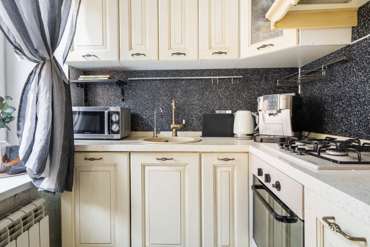 Продажа 1-комн квартиры на вторичном рынке 4-я Советская улица, 3а