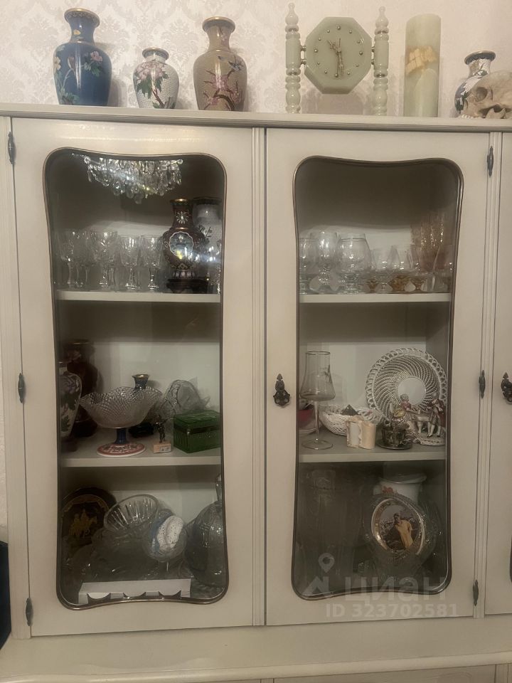 Аренда 4-комн квартиры на вторичном рынке Гагаринский переулок, 28