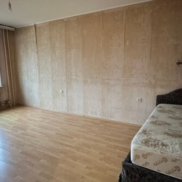 Продажа 2-комн квартиры на вторичном рынке Булатниковская улица,  д. 5 к5