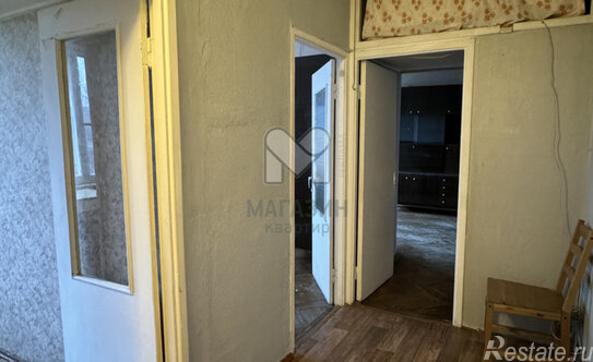 Продажа 3-комн квартиры на вторичном рынке Славы пр-кт,  д. 60