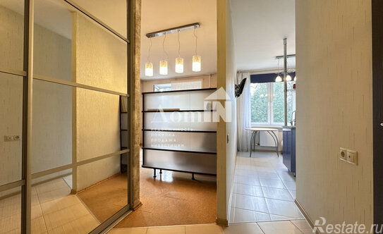 Продажа 1-комн квартиры на вторичном рынке улица Бутлерова,  д. 8