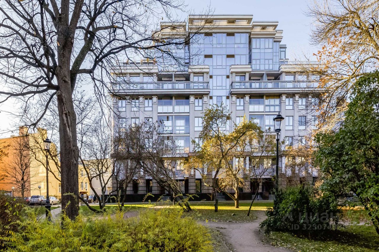 Аренда 4-комн квартиры на вторичном рынке Каменноостровский проспект, 56к2