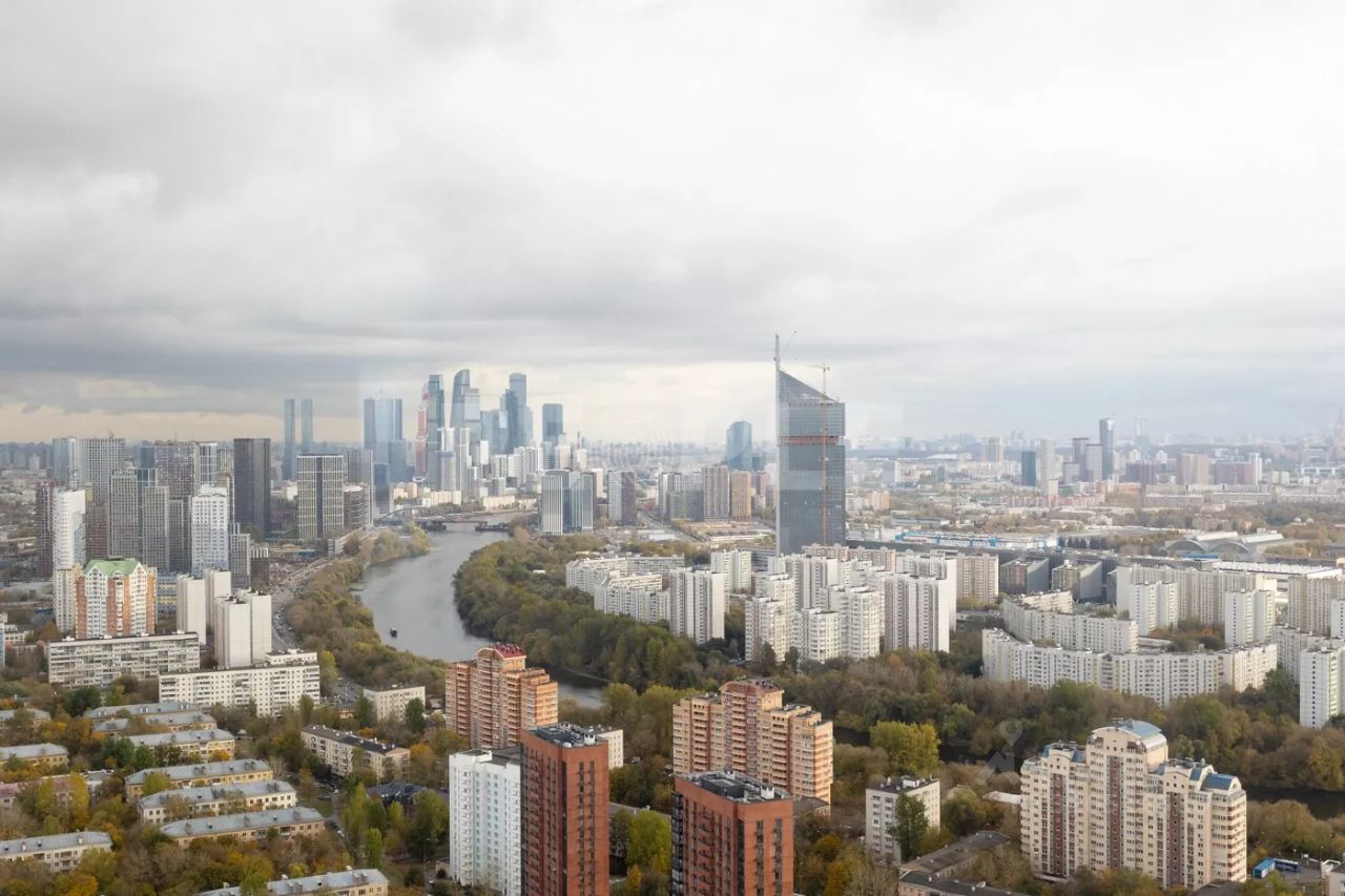 Продажа 5-комн квартиры на вторичном рынке улица Народного Ополчения, 15с5