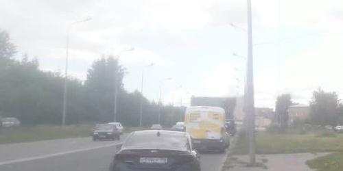 3-комн квартира улица Латышских Стрелков, 17к1