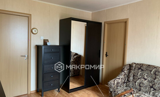 Продажа 2-комн квартиры на вторичном рынке Будапештская улица,  д. 30