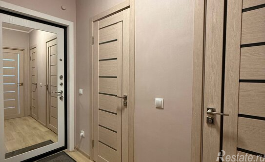 Продажа 1-комн квартиры на вторичном рынке Мурино г, Воронцовский б-р,  д. 9 к2