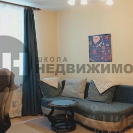 Продажа 3-комн квартиры на вторичном рынке Флагманская улица