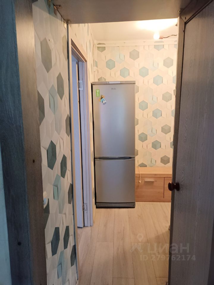 Аренда 1-комн квартиры на вторичном рынке Веерная улица, 32К3