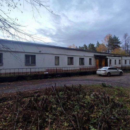 Помещение свободного назначения Александровка, Центральная улица,  д. 12