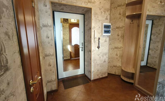 Продажа 1-комн квартиры на вторичном рынке Учительская улица