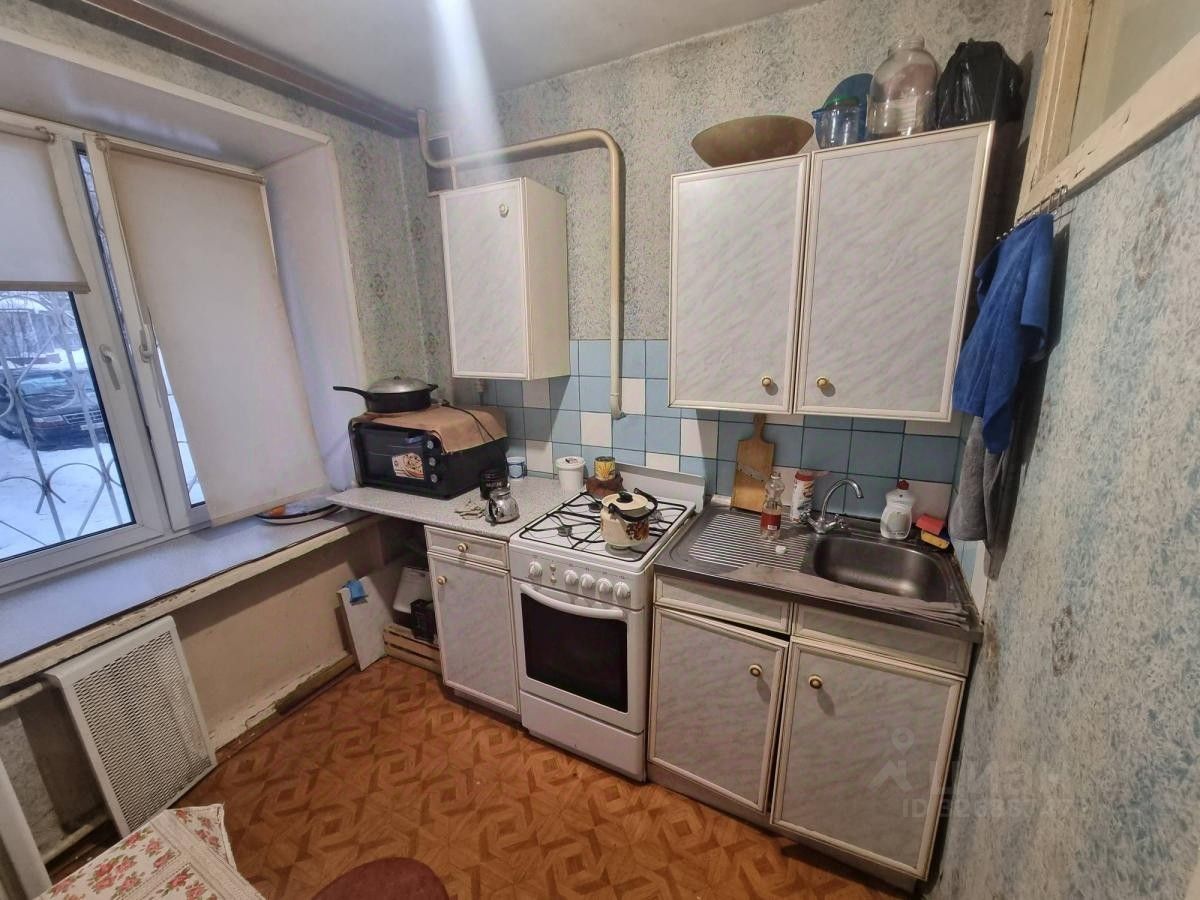 Продажа 2-комн квартиры на вторичном рынке Подольск, Октябрьский проспект, 5