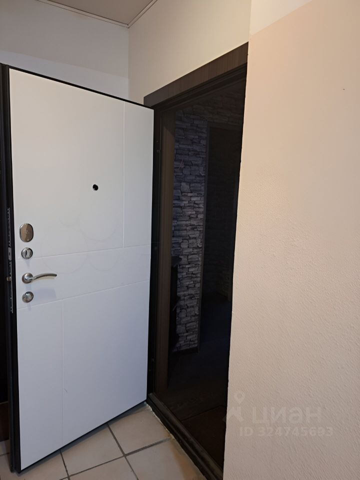 Продажа 1-комн квартиры на вторичном рынке 3-й мкр, Звенигород, 23