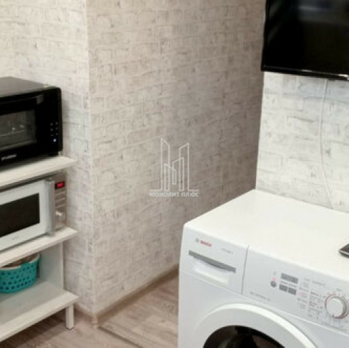 3-комн квартира улица Танкиста Хрустицкого,  д. 7 литА