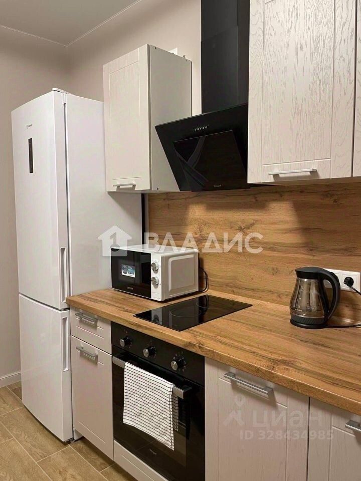 Продажа 1-комн квартиры на вторичном рынке бульвар Веласкеса, 1к2