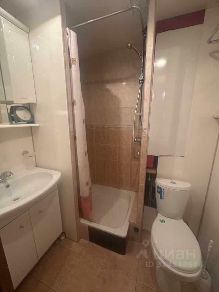 Продажа 1-комн квартиры на вторичном рынке улица 3-я Сокольническая,  д. 4