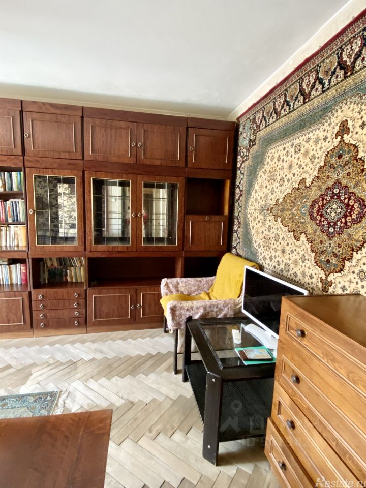 Аренда 2-комн квартиры на вторичном рынке Железноводская улица,  д. 66