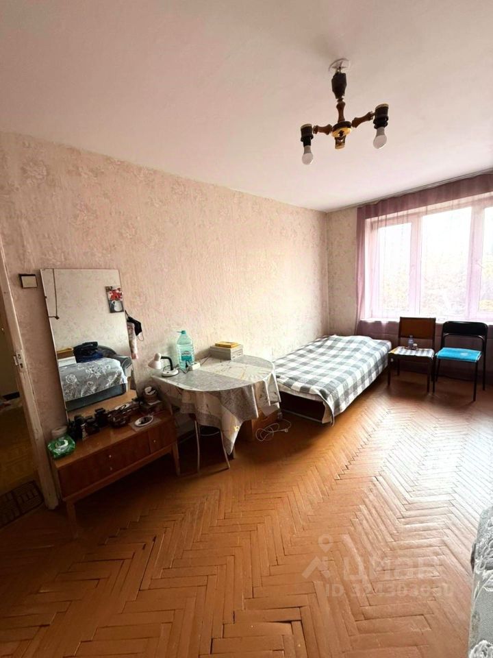 Продажа 2-комн квартиры на вторичном рынке 2-я Хуторская улица, 27